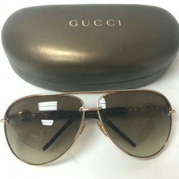 Gucci Accessories - Gucci Chain Link Women Aviation Sunglasses & Case